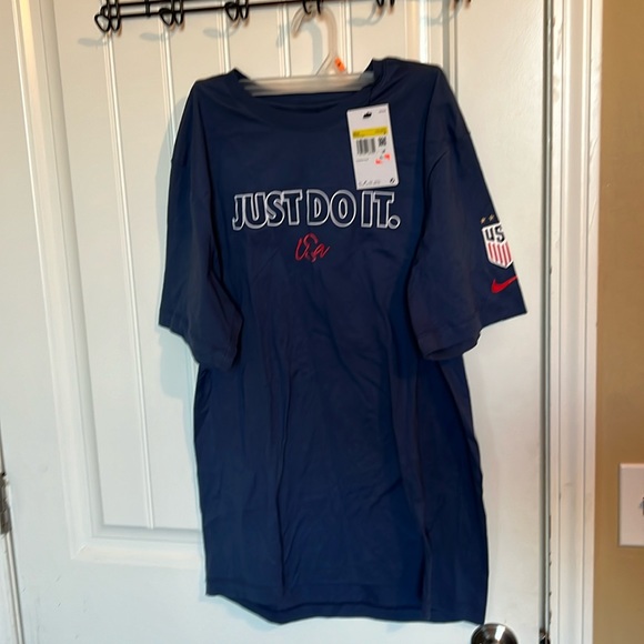 Nike Other - NWT USA NIKE TOP S